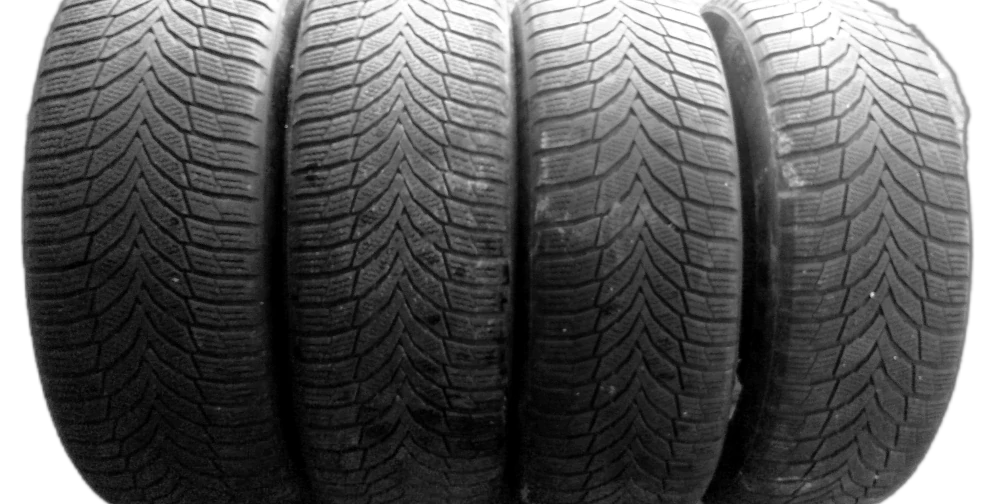 225/55 R18 NEXEN 4KS ZIMNÍ, vzorek 5,5mm